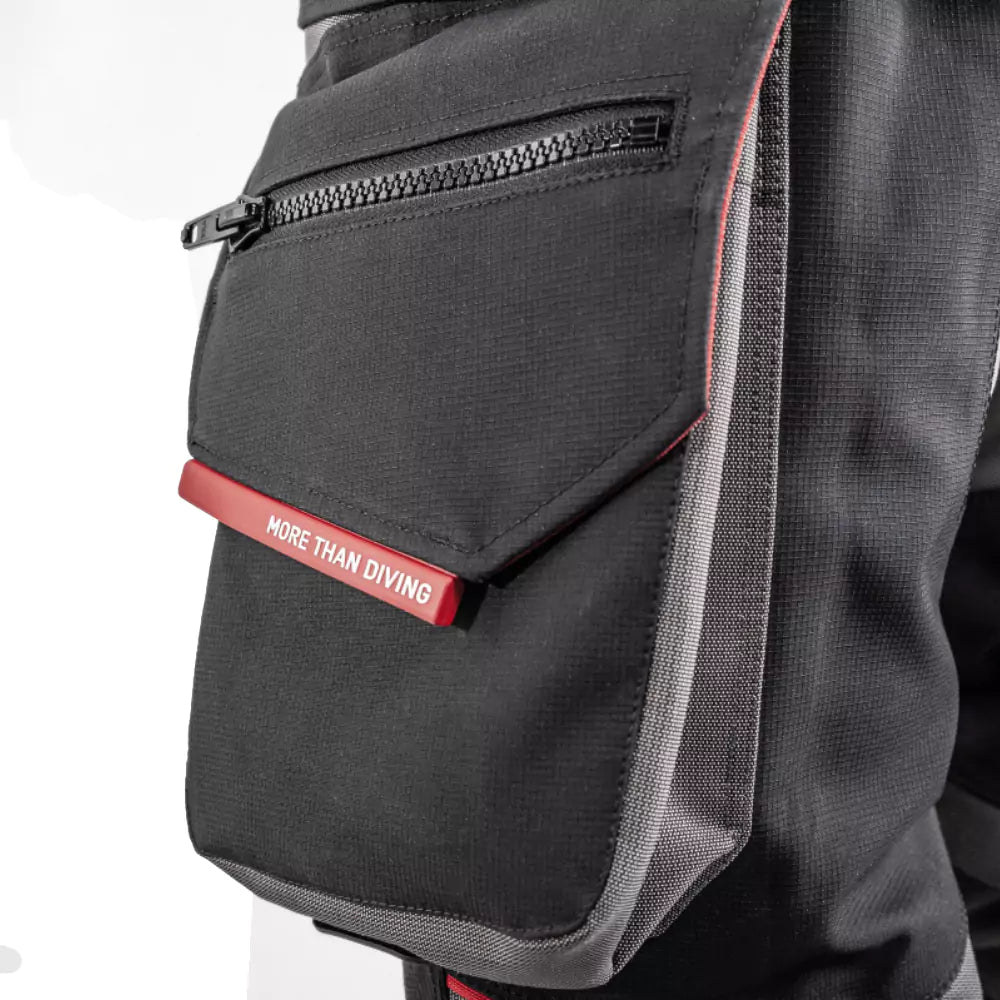 Santi Edge Drysuit Zip Pocket View